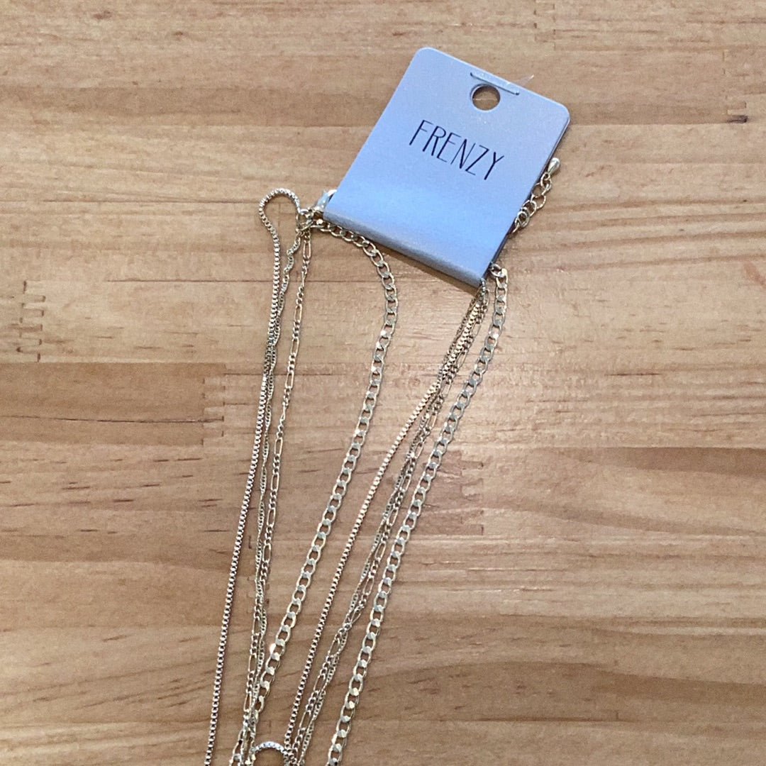 Chain layered necklace