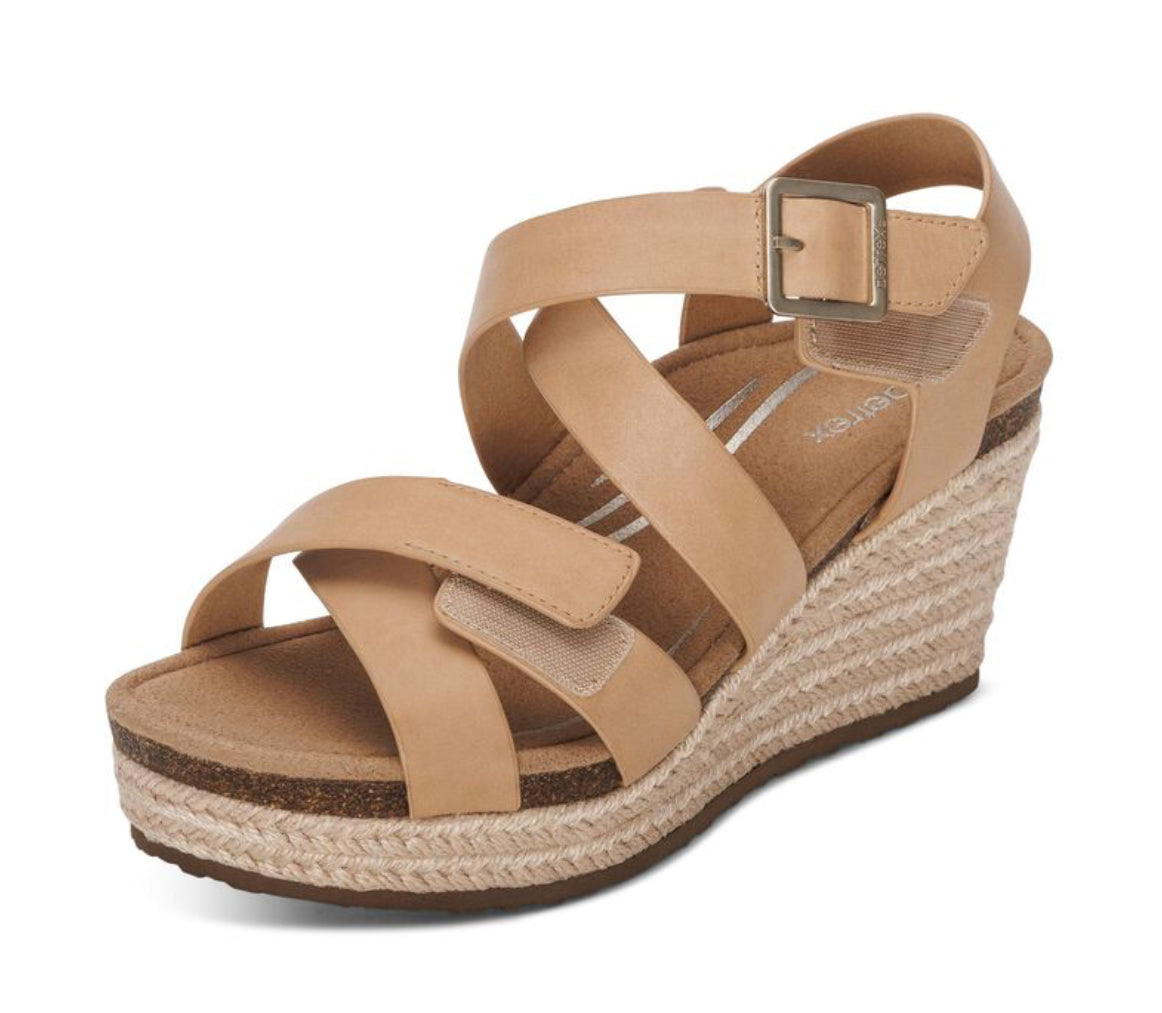 Aetrex Anna Arch Support Wedge