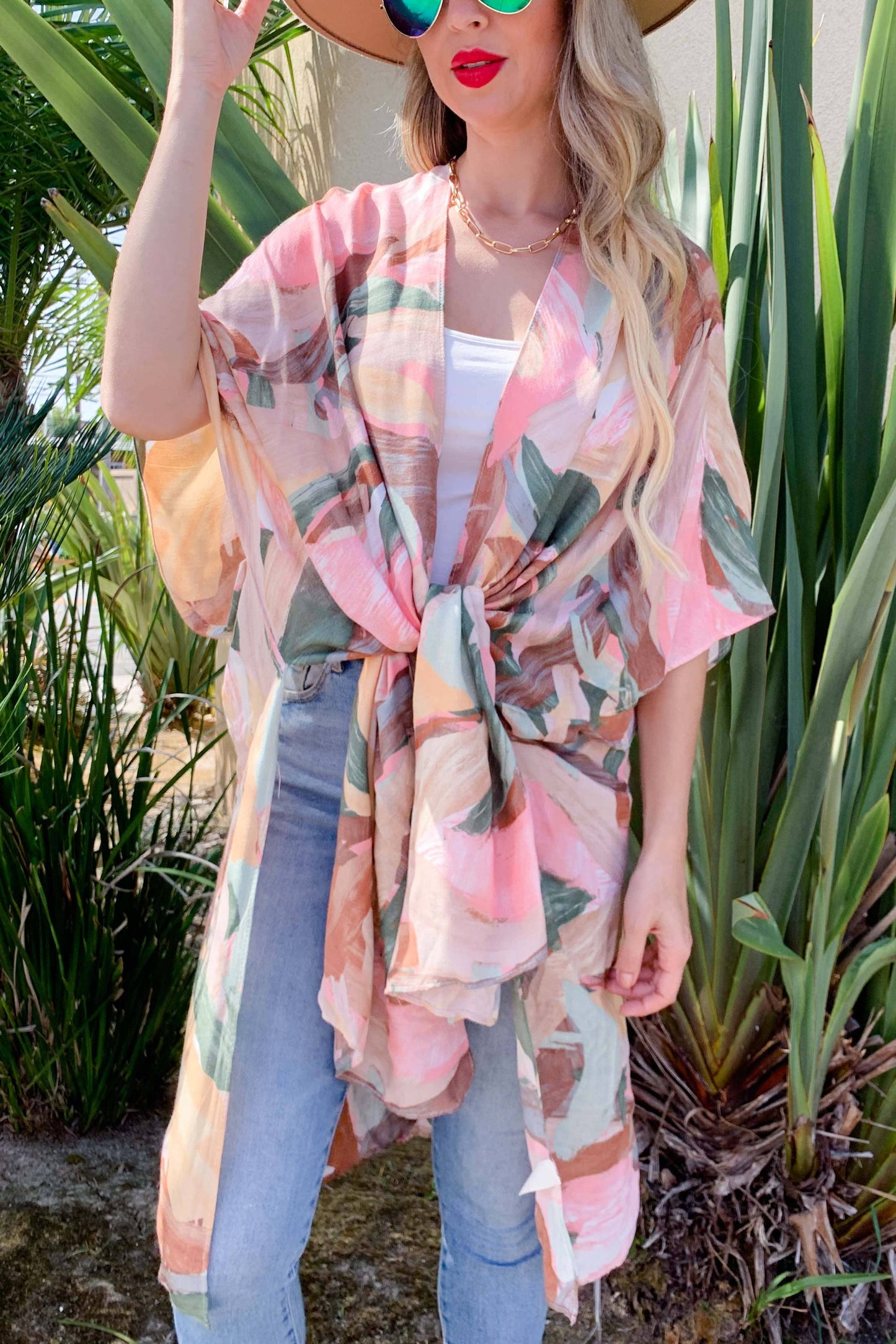 Kimono rose à imprimé abstrait