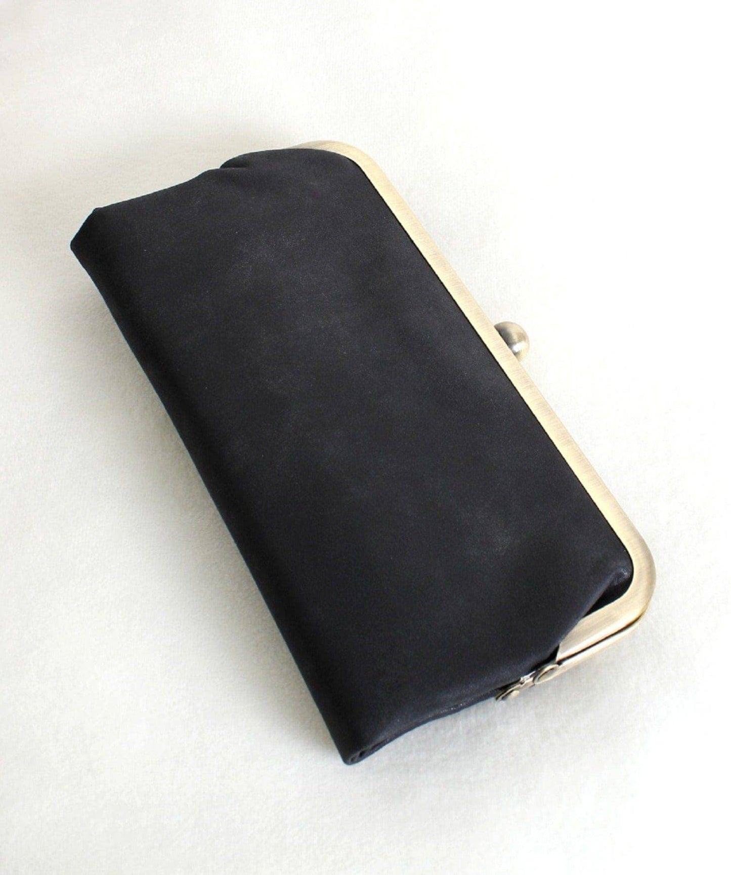 Lois Kiss Lock Clutch