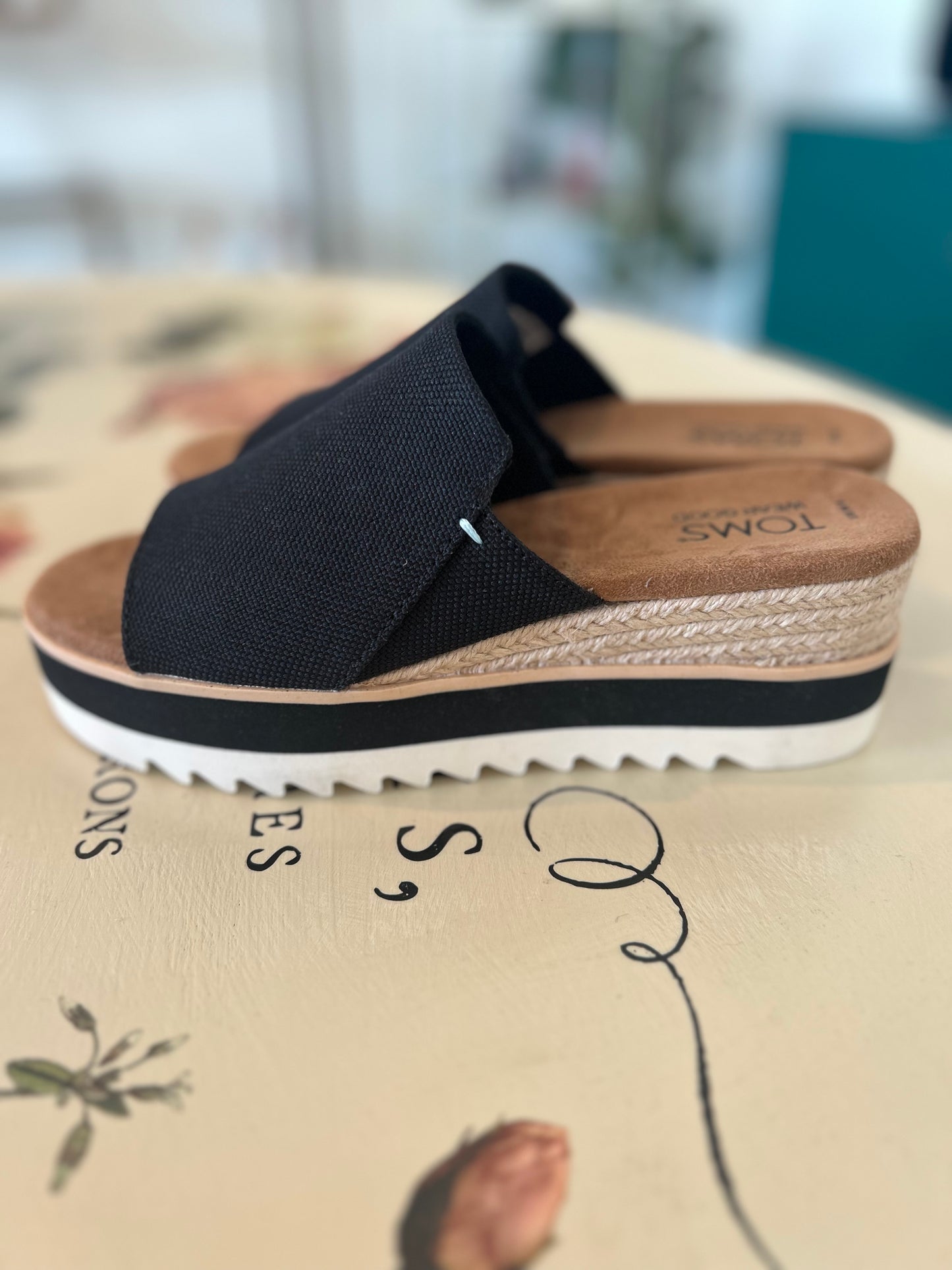 Toms Diana Mule